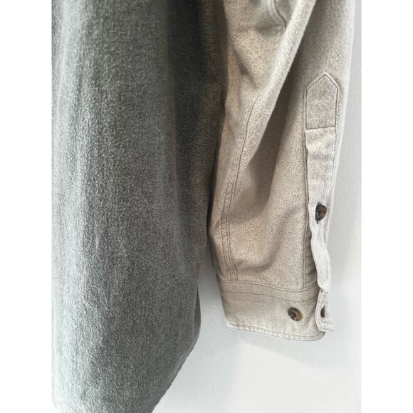 Woolrich Buttondown Flannel Shacket w Country Bear Scene Size Large - Picture 5 of 7